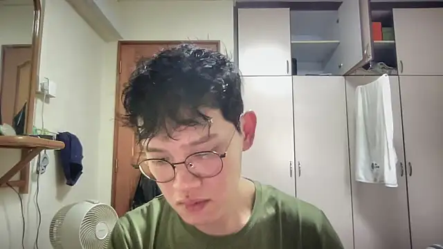 Passionatetwink2 online show from 09-11-25, 04:34