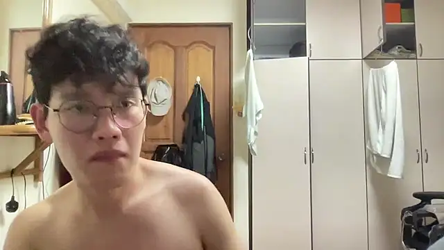 Passionatetwink2 online show from 09-24-25, 11:46