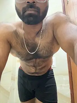 DJLOVE280825 online show from 04-13-26, 09:42