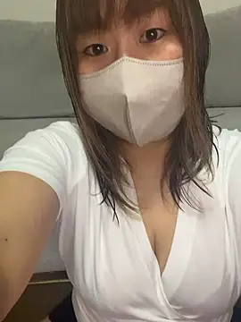 Snapshot of xxx_yuna_xxx chatting on 10-13-25, 07:36 xxx yuna xxx online show from 10-13-25, 07:36