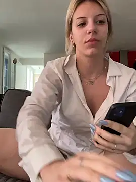 DouceAngela69 online show from 04-03-26, 05:11