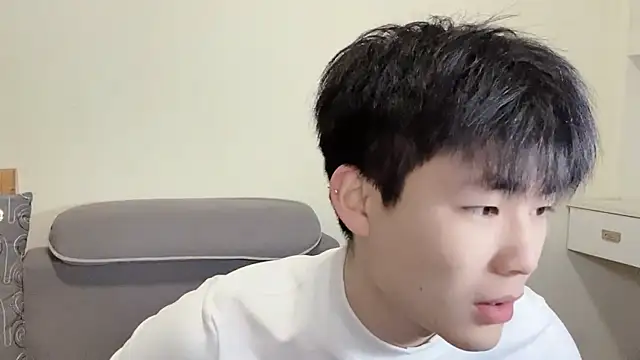 xiaoyang5200 online show from 11-30-25, 02:32