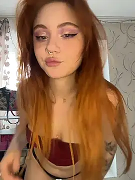 LunaMillie online show from 03-21-26, 11:15