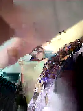 lauramartins7 online show from 10-22-25, 05:13