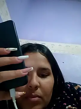 lauramartins7 online show from 01-15-26, 07:35