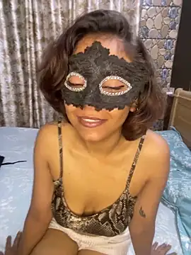 Snapshot of SIZZLER_1100 chatting on 09-19-25, 09:04 SIZZLER 1100 online show from 09-19-25, 09:04