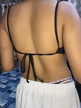 Snapshot of SIZZLER_1100 chatting on 09-29-25, 09:52 SIZZLER 1100 online show from 09-29-25, 09:52