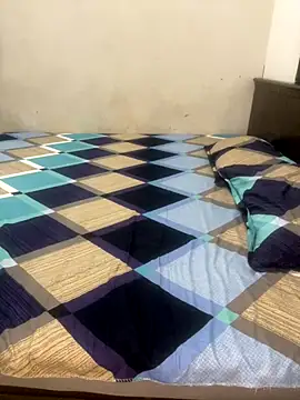 Snapshot of SIZZLER_1100 chatting on 10-12-25, 07:35 SIZZLER 1100 online show from 10-12-25, 07:35