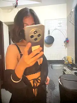 Snapshot of SIZZLER_1100 chatting on 11-30-25, 07:18 SIZZLER 1100 online show from 11-30-25, 07:18