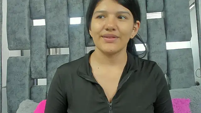 AANGELADIAZZ online show from 01-17-26, 03:55