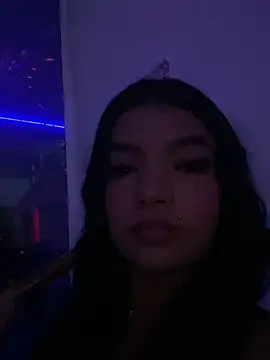 Snapshot of lola_bn chatting on 11-06-25, 12:55 lola bn online show from 11-06-25, 12:55