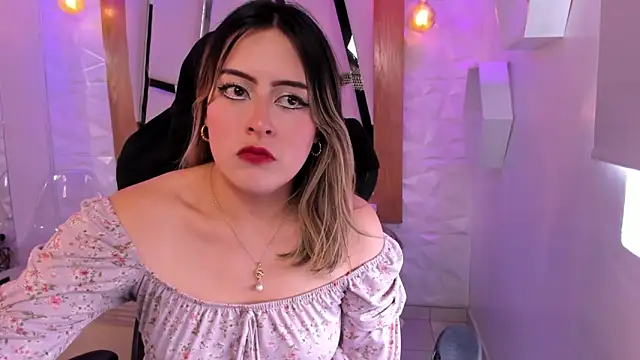 Jenny Wolridge  online show from 09-16-25, 08:10