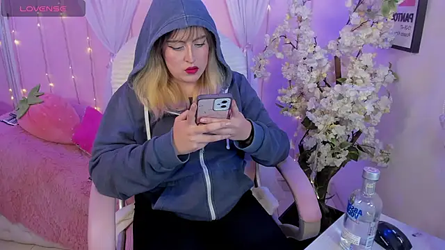 Jenny Wolridge  online show from 02-10-26, 12:04