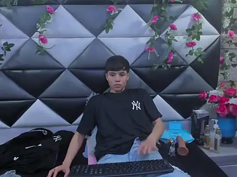 Bruno Cruzz online show from 11-08-25, 03:29