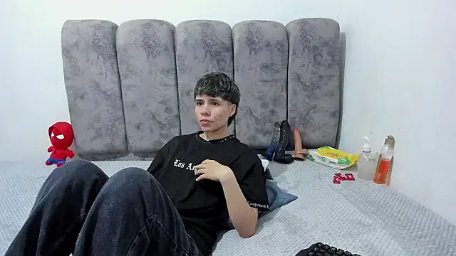Bruno Cruzz online show from 06-23-26, 02:09