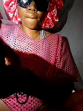 Snapshot of sexybloww chatting on 09-22-25, 03:14 sexybloww online show from 09-22-25, 03:14