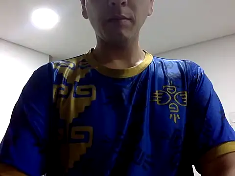 Snapshot of JeanLust chatting on 06-12-26, 01:48 JeanLust online show from 06-12-26, 01:48