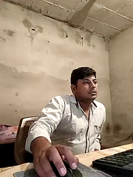 Ajmersingh335512 online show from 10-07-25, 04:48