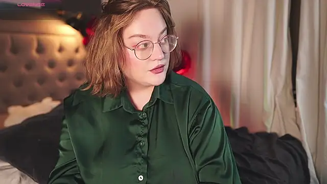 Alissa S online show from 02-16-25, 05:04