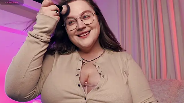 Alissa S online show from 09-11-25, 04:40