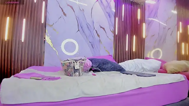 VictoriaDuart online show from 09-13-25, 08:08