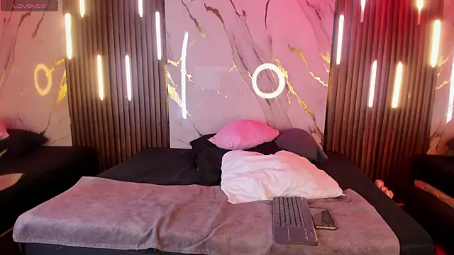 VictoriaDuart online show from 11-05-25, 09:04