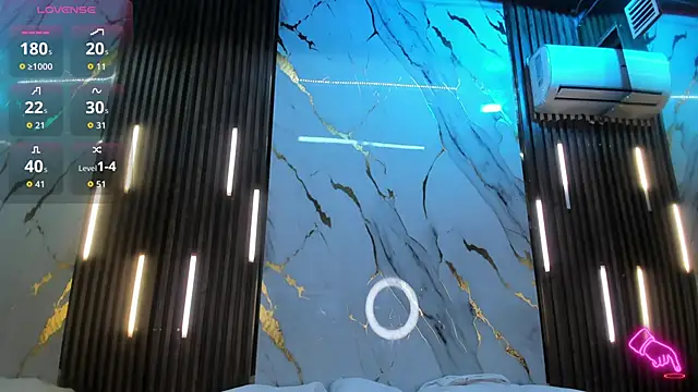 VictoriaDuart online show from 04-15-26, 08:53