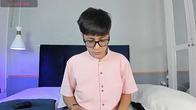 Tsuki Maru online show from 11-10-25, 09:36