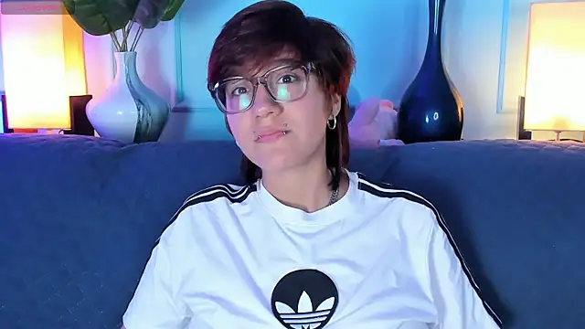 Tsuki Maru online show from 03-31-26, 08:09