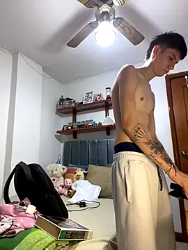 Snapshot of Luck__090 chatting on 09-12-25, 02:33 Luck  090 online show from 09-12-25, 02:33