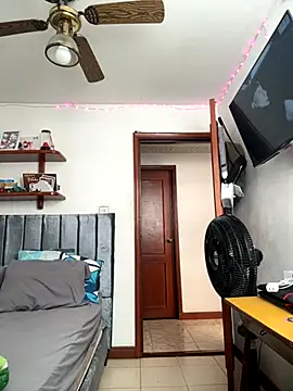 Snapshot of Luck__090 chatting on 10-16-25, 07:37 Luck  090 online show from 10-16-25, 07:37