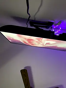 Snapshot of Luck__090 chatting on 11-06-25, 01:39 Luck 090 online show from 11-06-25, 01:39