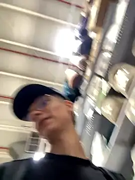 Snapshot of Luck__090 chatting on 11-07-25, 06:08 Luck 090 online show from 11-07-25, 06:08