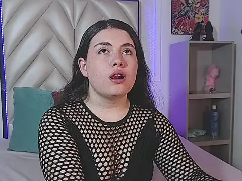 Vicluxxx online show from 09-19-25, 12:28