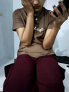 Snapshot of Student_girl2 chatting on 10-26-25, 06:30 Student girl2 online show from 10-26-25, 06:30