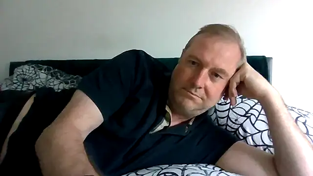Snapshot of JayPal722 chatting on 06-11-26, 05:00 JayPal722 online show from 06-11-26, 05:00