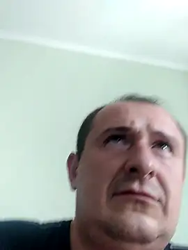 Snapshot of zurab39 chatting on 09-11-25, 09:53 zurab39 online show from 09-11-25, 09:53