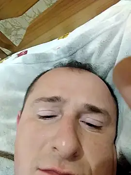 Snapshot of zurab39 chatting on 10-21-25, 07:36 zurab39 online show from 10-21-25, 07:36