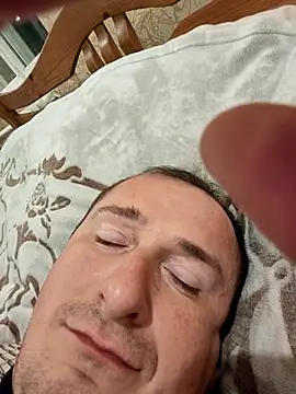 Snapshot of zurab39 chatting on 11-01-25, 06:54 zurab39 online show from 11-01-25, 06:54