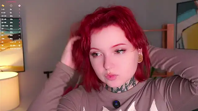 Snapshot of MarnaHarbor chatting on 09-09-25, 01:43 MarnaHarbor online show from 09-09-25, 01:43