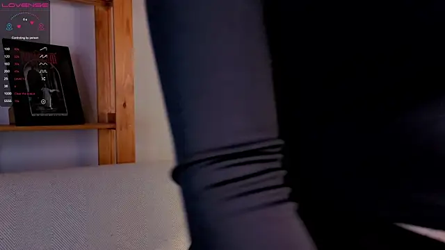 Snapshot of MarnaHarbor chatting on 11-09-25, 11:30 MarnaHarbor online show from 11-09-25, 11:30