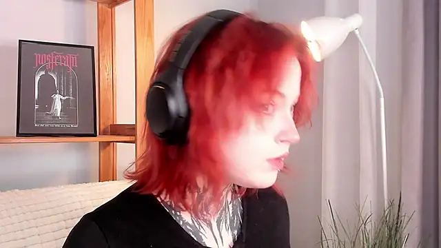 Snapshot of MarnaHarbor chatting on 12-05-25, 11:41 MarnaHarbor online show from 12-05-25, 11:41