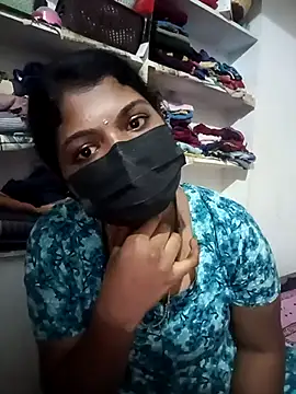 Snapshot of swetha01430 chatting on 10-23-25, 04:06 swetha01430 online show from 10-23-25, 04:06