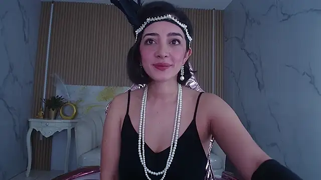 sara lopez s online show from 10-31-25, 02:07