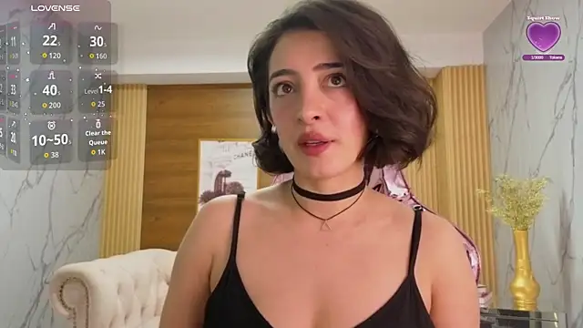 Snapshot of sara_lopez_s chatting on 05-15-26, 02:02 sara lopez s online show from 05-15-26, 02:02