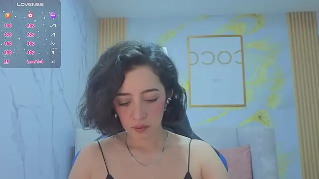 Snapshot of sara_lopez_s chatting on 05-24-26, 01:27 sara lopez s online show from 05-24-26, 01:27