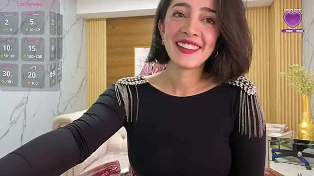 Snapshot of sara_lopez_s chatting on 05-27-26, 02:25 sara lopez s online show from 05-27-26, 02:25