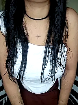 Snapshot of CrazyN_Love chatting on 09-08-25, 06:51 CrazyN Love online show from 09-08-25, 06:51