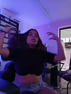 GabyMontenegro online show from 11-13-25, 06:51