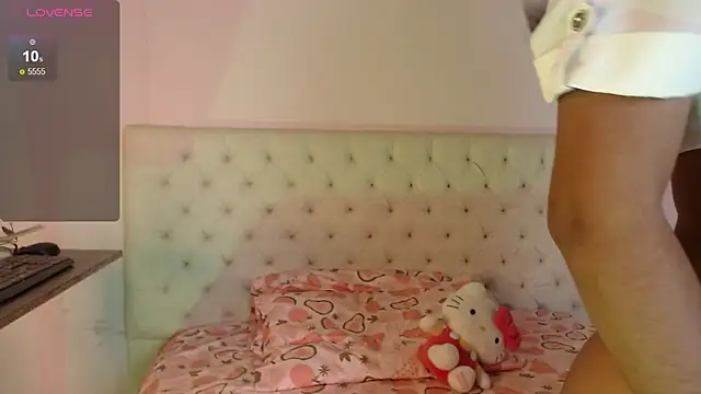 kiity horny  online show from 03-25-26, 11:05